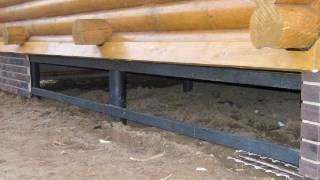 Заказать цоколь на винтовых сваях в Старой Руссе. Бетонные сваи - установка под ключ от 2325 руб